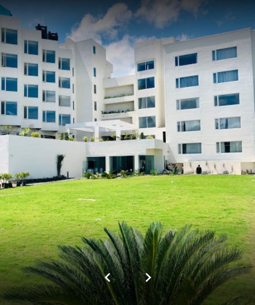 Amarpreet, Aurangabad - AM Hotel Kollection Bagian luar foto
