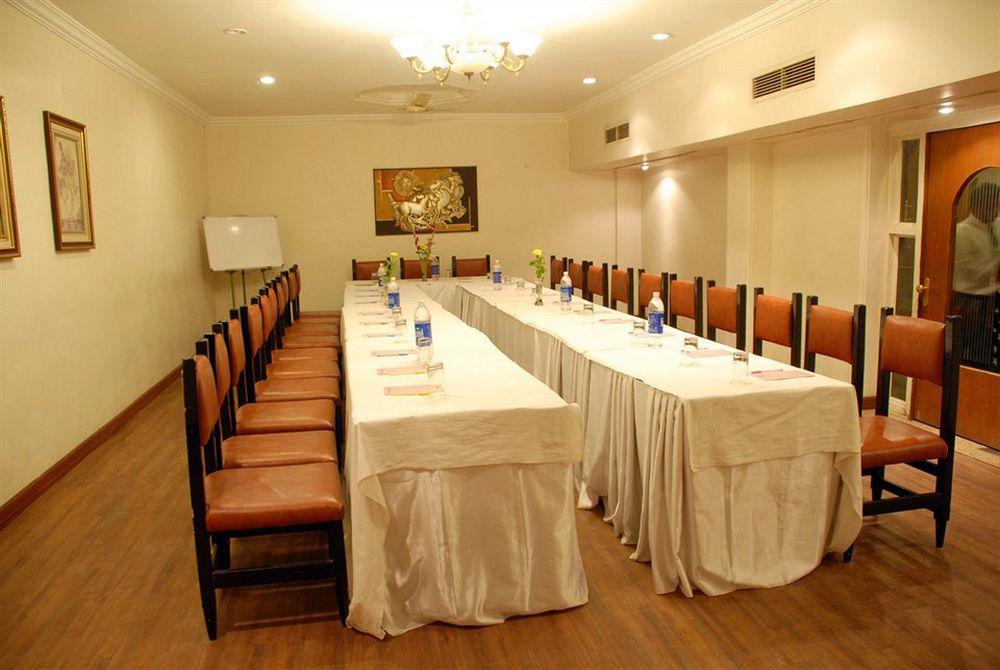 Amarpreet, Aurangabad - AM Hotel Kollection Bagian luar foto